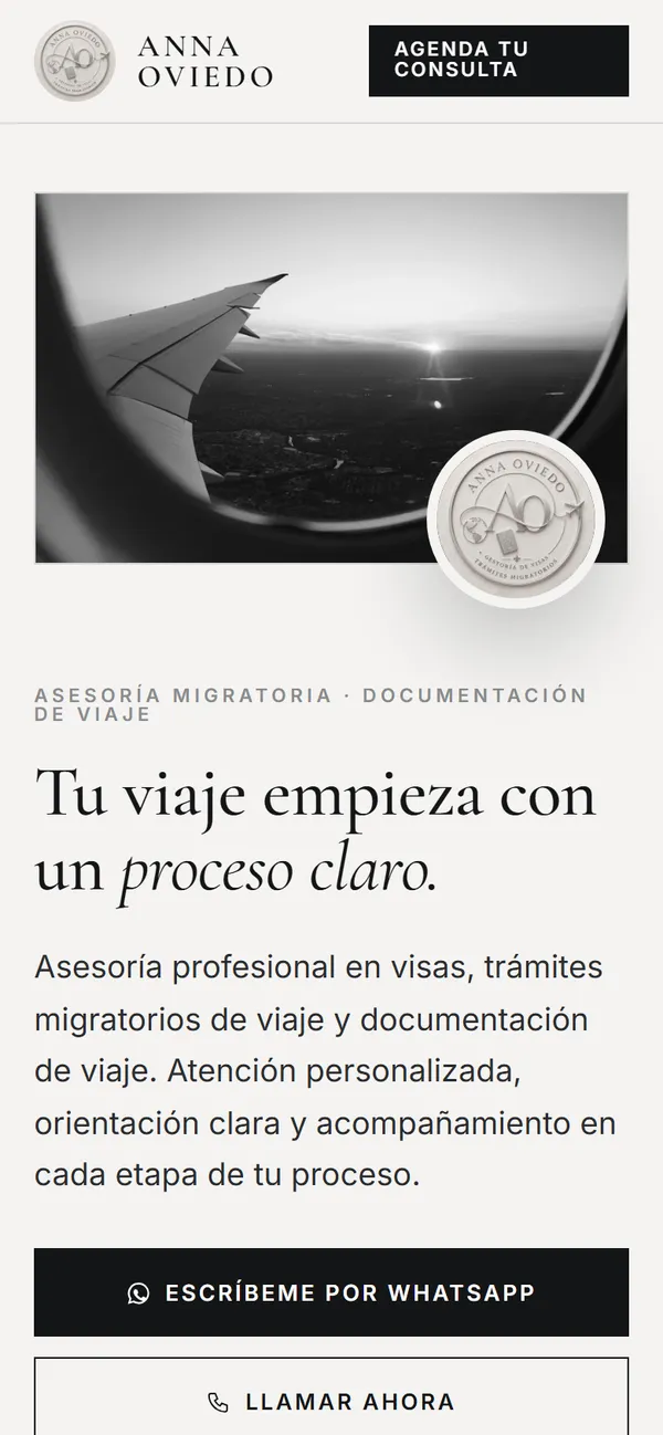 Anna Oviedo · Trámites: Free mockup: one-page site led by WhatsApp